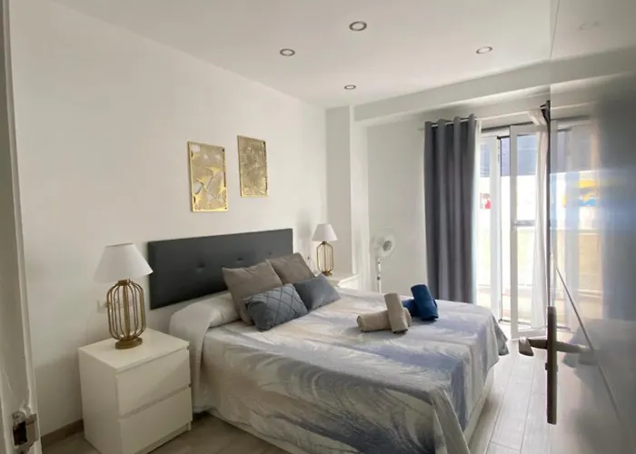 Moderno Piso Junto Al Mar. Wifi Apartamento