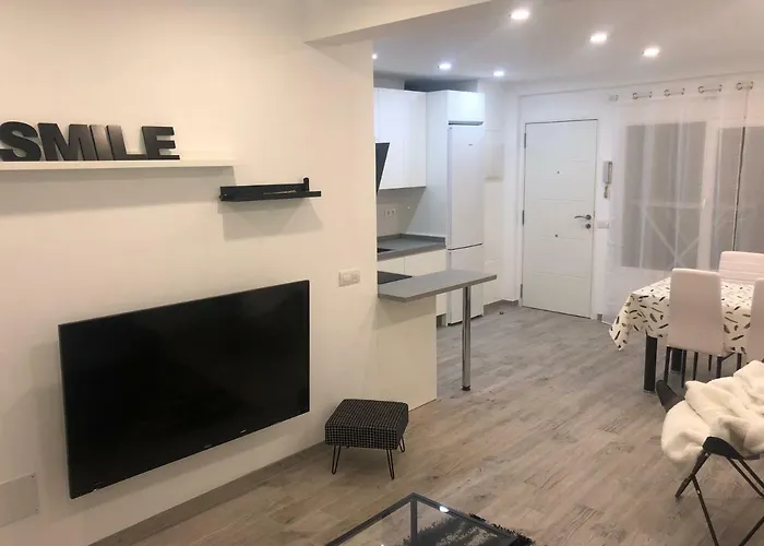 Moderno Piso Junto Al Mar. Wifi Apartamento *